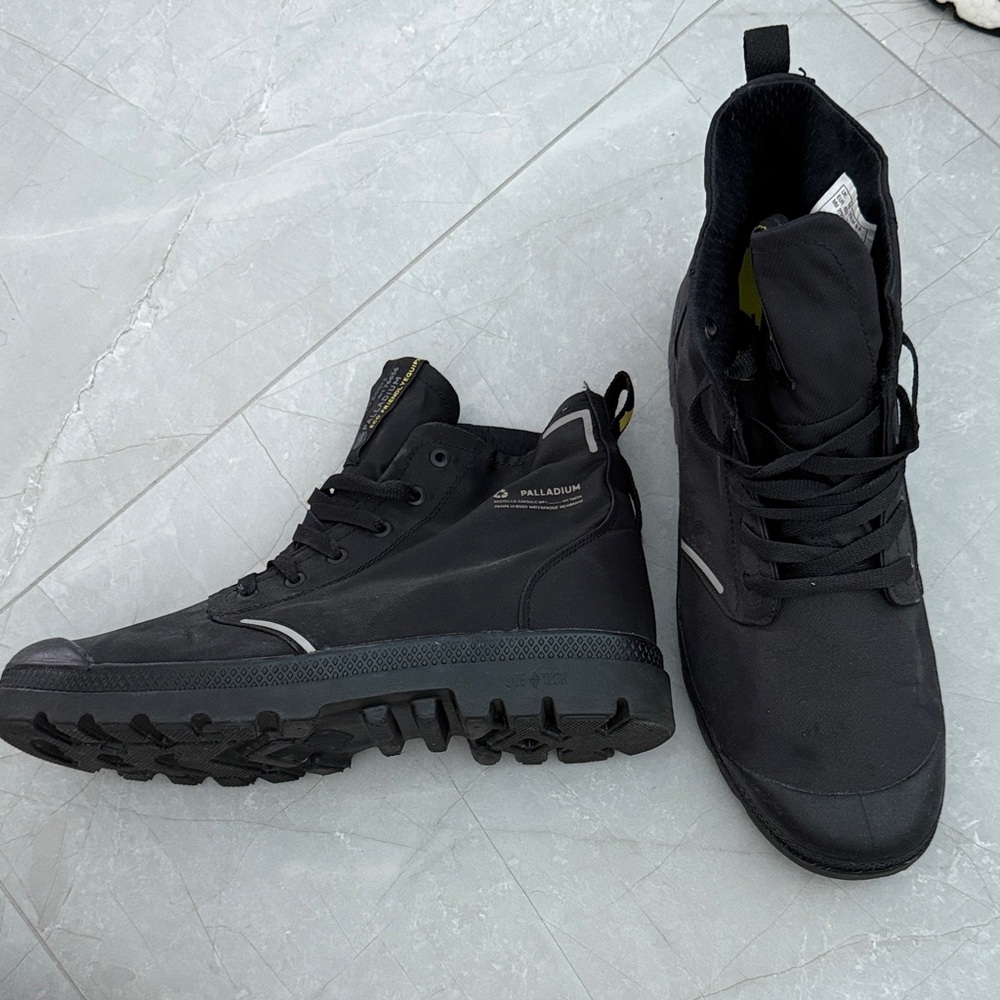 Palladium Men's Black High-Top Boots